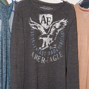 American Eagle Gray Graphic Sweatshirt